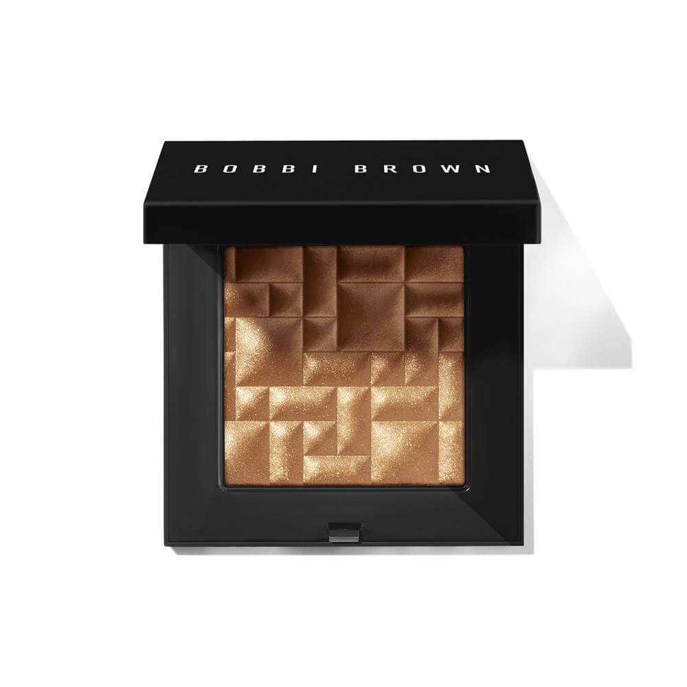 Bobbi Brown Real Nudes Collection Highlighting Powder